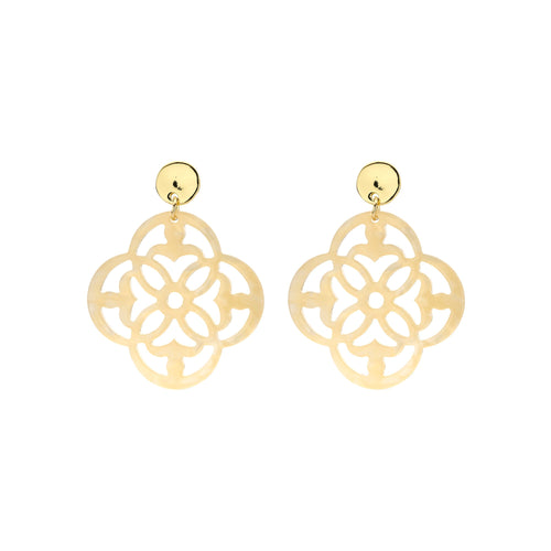 color:beige