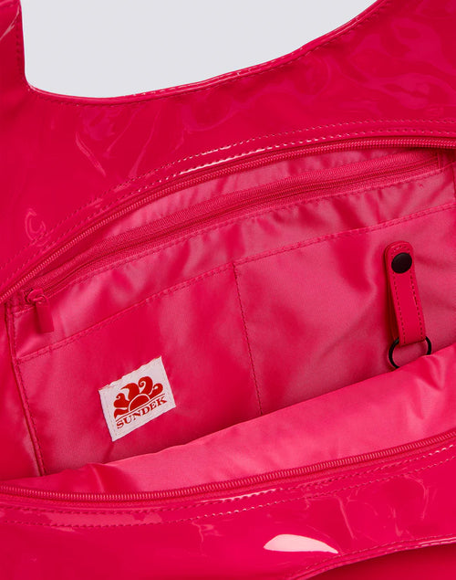 color:pink