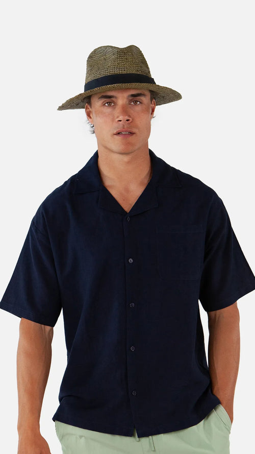 color:khaki