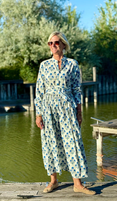 Long Dress "Niki" Indian Flower white/blue