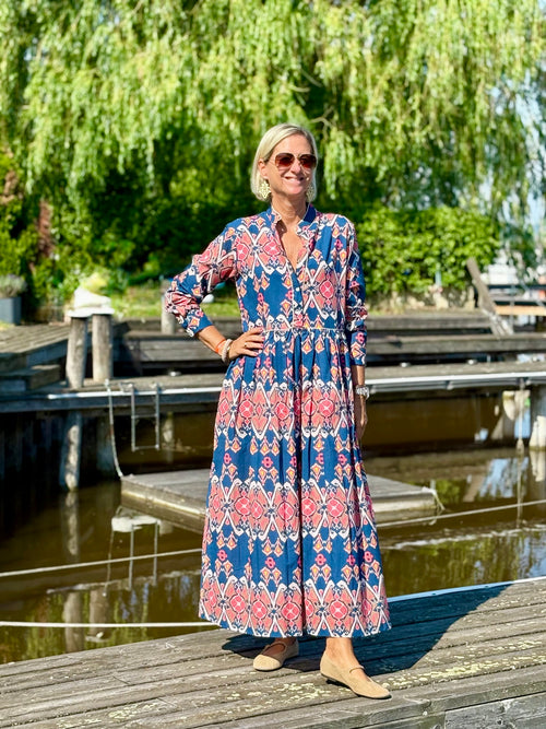 Long Dress "Niki" Ikat blue/salmon