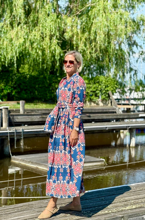 Long Dress "Niki" Ikat blue/salmon