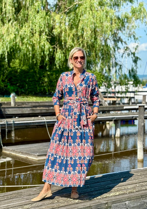 Long Dress "Niki" Ikat blue/salmon