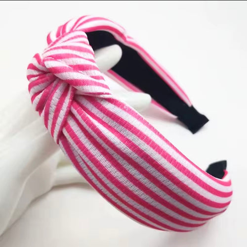 color:pink