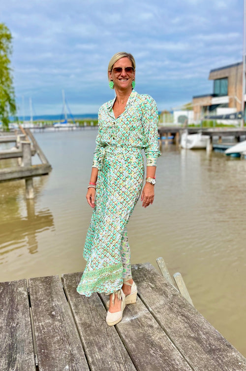 Seidenbluse "Kamuru" green Patch