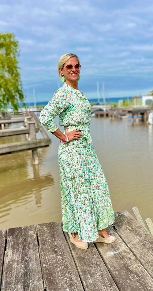 Seidenbluse "Kamuru" green Patch