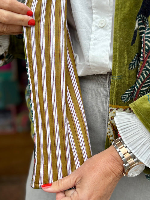 Velvet Jacke "Wild Jungle" khaki