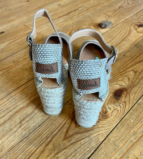 Wedges Medium Glattleder taupe