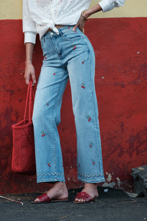 Bestickte Jeans "Cherry"