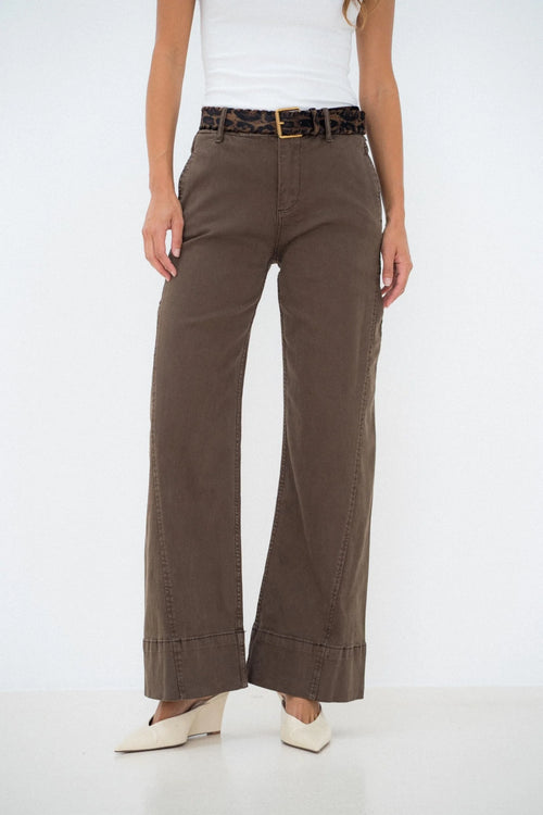Jeans "Choco" mit Leo Gürtel