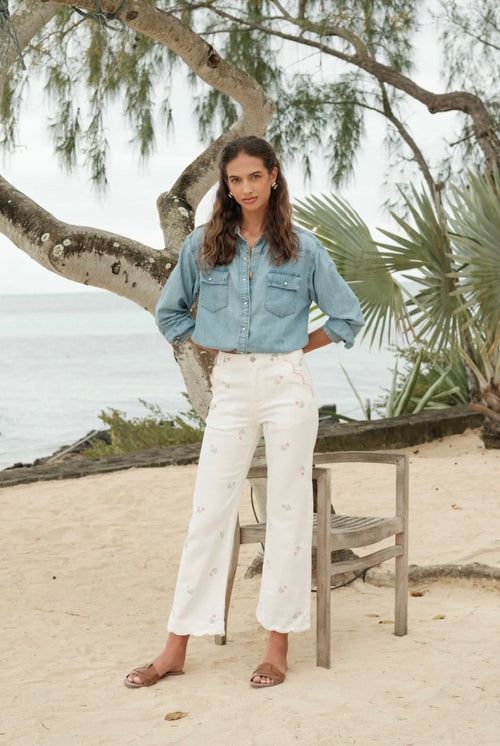Bestickte Jeans "Flower on white"