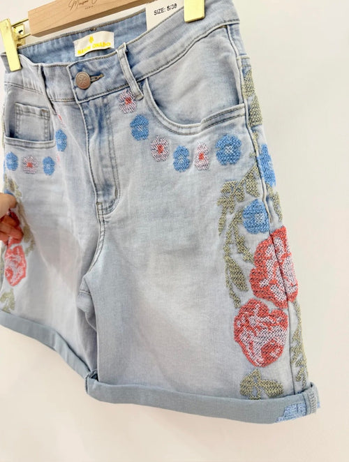 Bestickte Jeans Short "Flower"