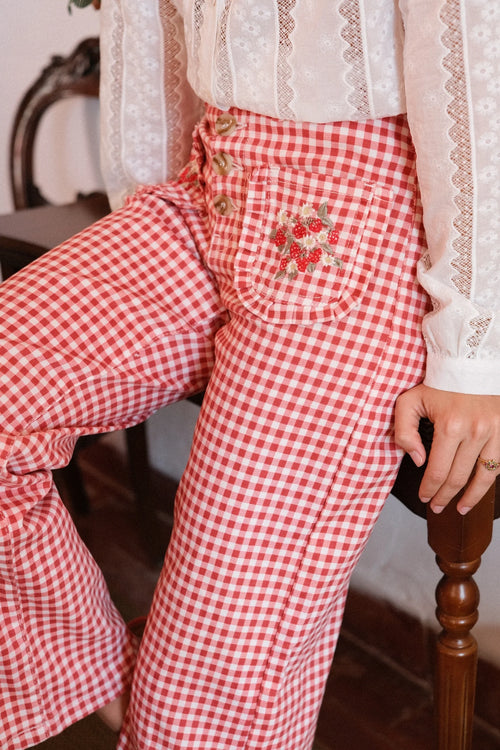 Bestickte Jeans "Vichy Karo red Strawberry"