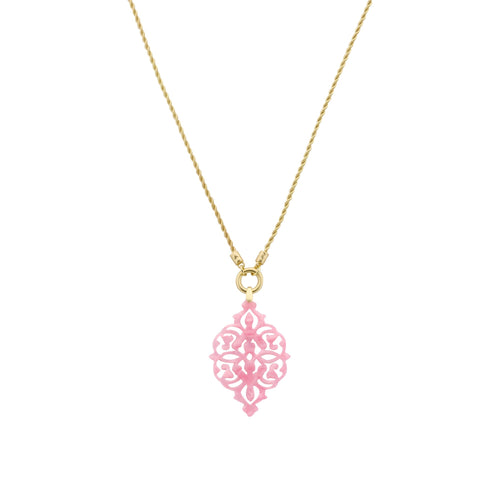 color:pink