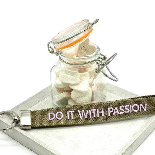 Key Ring "Do it with Passion" taupe/flieder