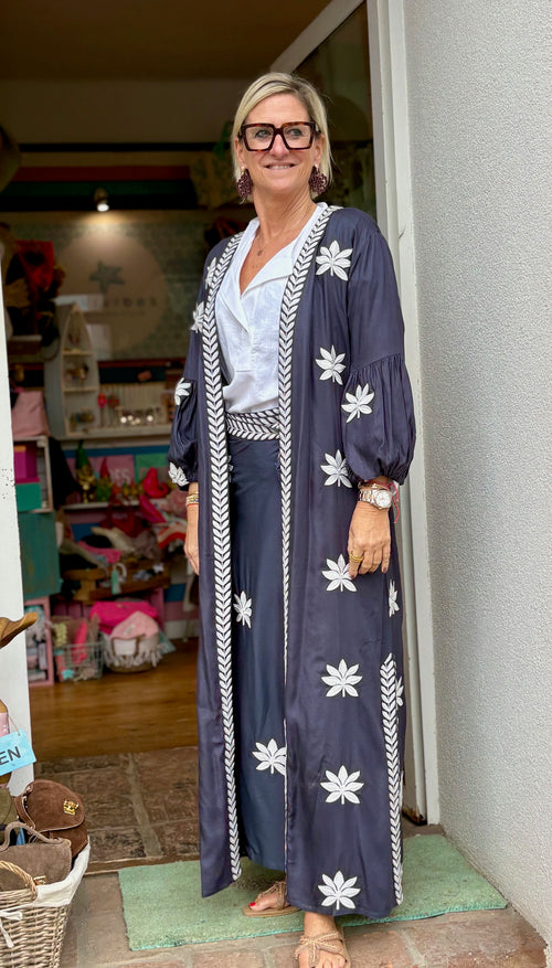 Kimono Lotus Flower navy/white