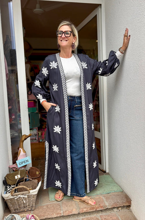 Kimono Lotus Flower navy/white