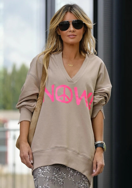 Miss Goodlife V-Neck Sweater "Now" sand