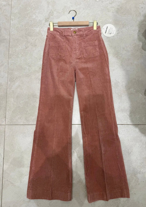 color:rosa