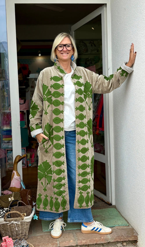 Velvet Suzani Kimono Mantel beige/grün