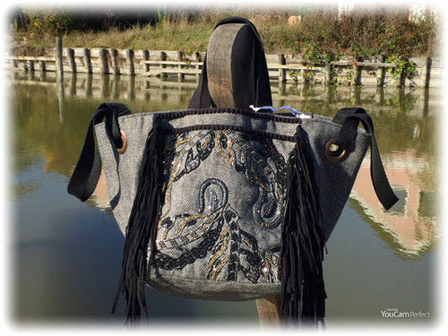 Fransenbag mit Pailetten