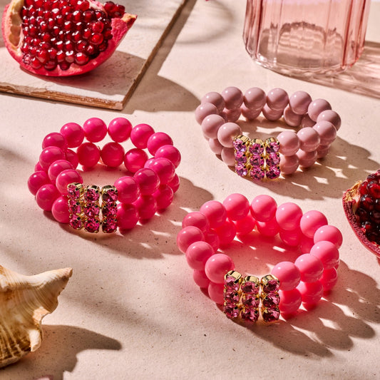 color:pink