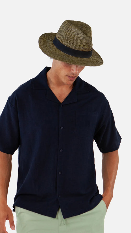 color:khaki