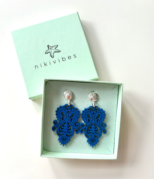 Hornohrringe Mountain Rose silber