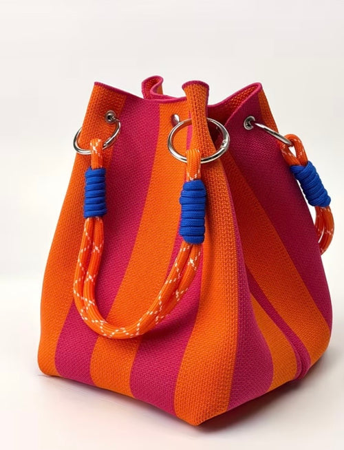 color:orange