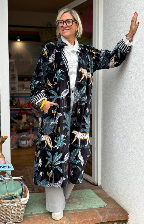 Velvet Kimono Mantel "Wild Jungle" black