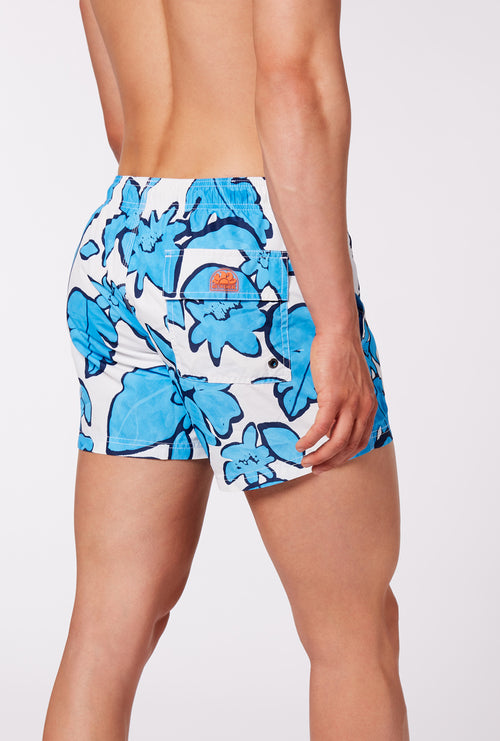 Short  medium 14 inch Blue Leaf