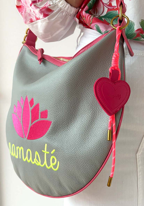 Miss Goodlife Ledertasche "Namaste" grau