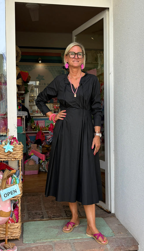 color:schwarz