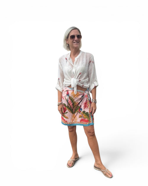 Have One Set Pareo short "Parrot" and Blouse in white/Parrots