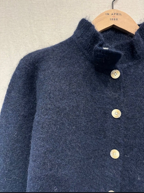 Strickjacke mit Rüschen navyblue