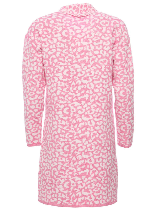 color:pink