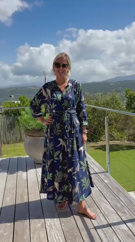 color:navy Color:khaki